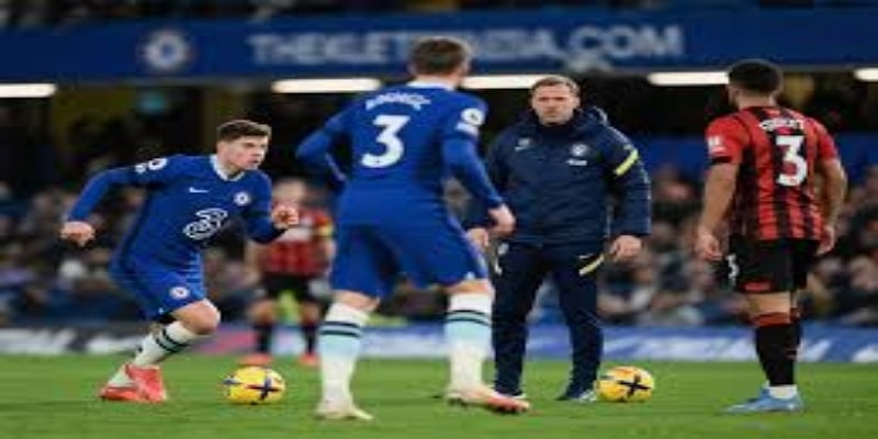 英超豪门提前开战：爱游戏数据揭示冬窗转会趋势-爱游戏